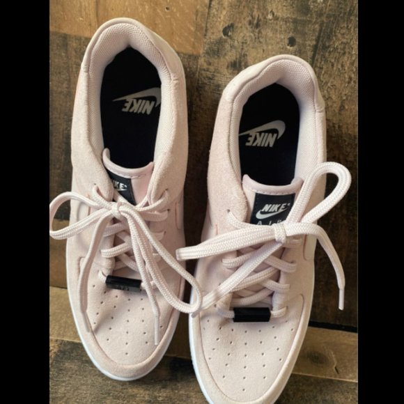 Nike Airforce air force ones 1 Sage Low AF1 Barely Rose Womens size 8 - Picture 3 of 5